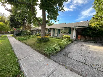 2 Hapley Drive, Toronto, On M1g 3l3