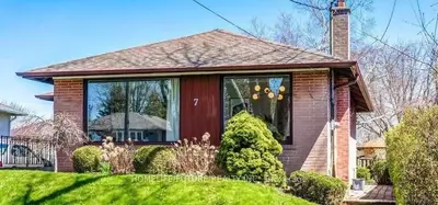7 Stonehenge Crescent Bsmt, Toronto, On M1g 2p5
