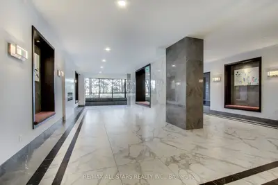 255 Bamburgh Circle 1203, Toronto, On M1w 3t6