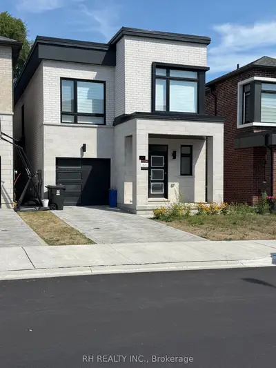 37 Danielle Moore Circle, Toronto, On M1p 0g9