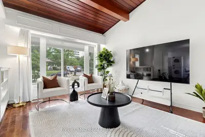 38 Six Nations Avenue, Toronto, On M1h 1r5