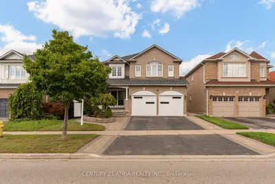 14 Robert Attersley Drive W, Whitby, On L1r 3e3