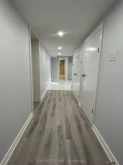29 Summerglade Drive, Toronto, On M1s 1w8