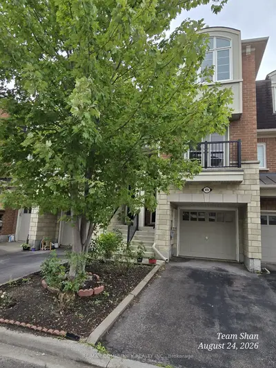 49 Ferguson Street, Toronto, On M1l 0c9