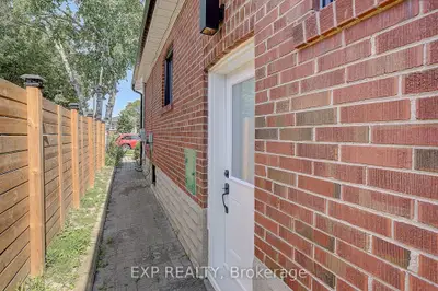 36 Vauxhall Drive Bsmt, Toronto, On M1p 1p7