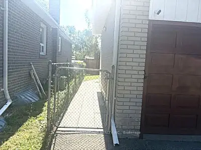 65 Romulus Drive, Toronto, On M1k 4c1