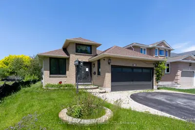 305 Sandringham Drive, Clarington, On L1e 3a7