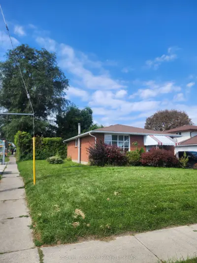 64 Claymore Crescent, Oshawa, On L1g 6g2