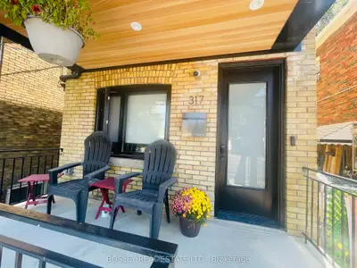 317 O'connor Drive Upper, Toronto, On M4j 2v1