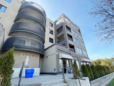 5800 Sheppard Avenue E 16, Toronto, On M1b 5j7