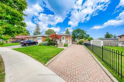 70 Limevale Crescent, Toronto, On M1e 2k7