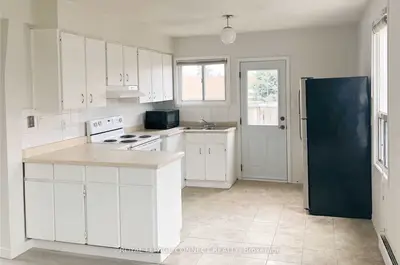 1736 Kingston Road -----2nd Floor, Toronto, On M1n 1s9