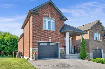 398 Olive Avenue, Oshawa, On L1h 2r1