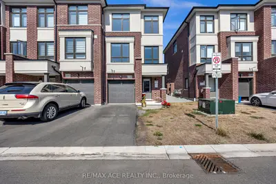 1344 Bradenton  Path, Oshawa, On L1k 1a9