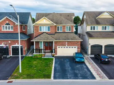 23 Page Place, Clarington, On L1e 2e8