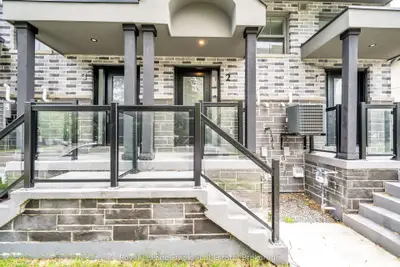 200 Railway Engine House Way 2, Whitby, On L1n 0p7