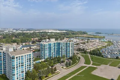 340 Watson Street 312, Whitby, On L1n 9g2