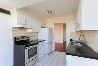 75 Bamburgh Circle 1924, Toronto, On M1w 3w1
