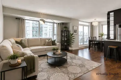 25 Town Centre Court 2910, Toronto, On M1p 0b4