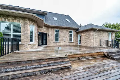 99 Hurd Street, Oshawa, On L1h 7k4
