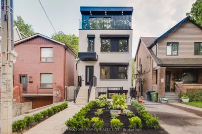 37 Milverton Boulevard 1, Toronto, On M4j 1t5