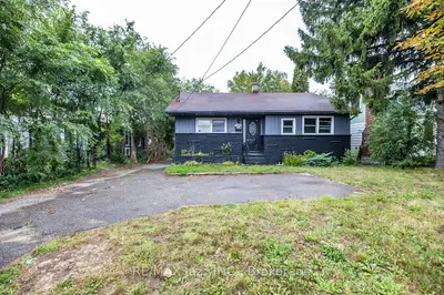 1500 Simcoe Street N, Oshawa, On L1g 4x7