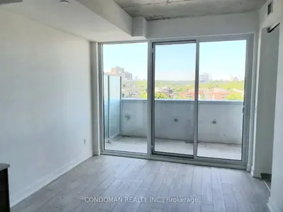 30 Baseball Place 926, Toronto, On M4m 0e8