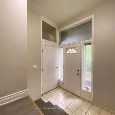 5 Watson Street, Toronto, On M1c 1e2