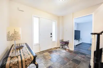 1855 New Street, Pickering, On L1v 3l9