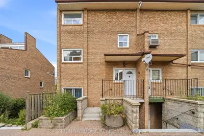 91 Muir Drive 66, Toronto, On M1m 3t7