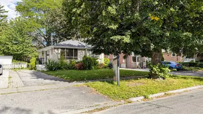 139 Pandora Circle, Toronto, On M1h 1v8