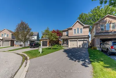 1218 Monica Cook Place, Pickering, On L1w 4a4