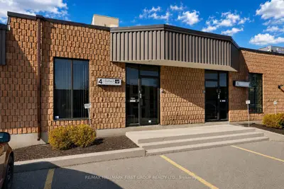 1730 Mcpherson Court #4, Pickering, On L1w 3e6