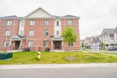 38 Goldeye Street E, Whitby, On L1p 0e6