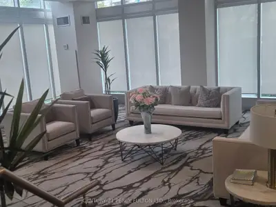 25 Cumberland Lane 304, Ajax, On L1s 7k1