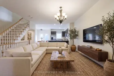 95 John Bell Crescent, Toronto, On M1l 0g5