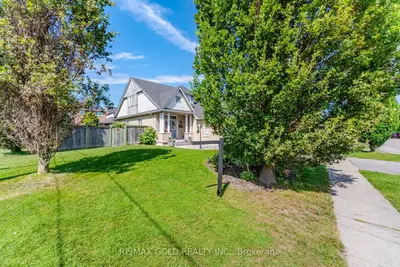 2 Sprucewood Crescent, Clarington, On L1c 5c6