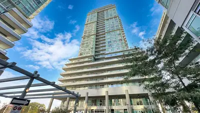 60 Town Centre Court 2807, Toronto, On M1p 0b1