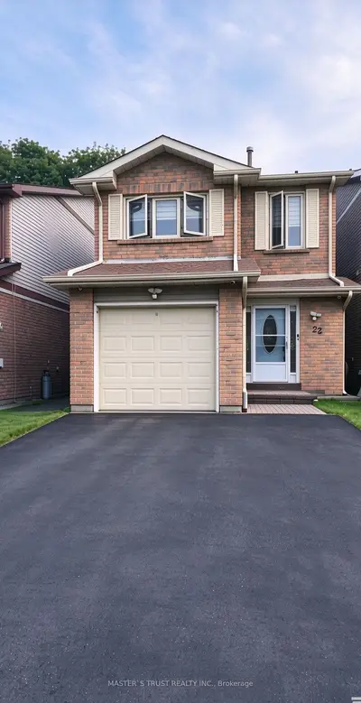22 O'halloran Crescent, Toronto, On M1v 2c3