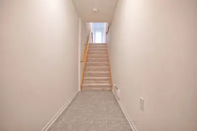 2706 Deputy Minister Path, Oshawa, On L1l 0m7