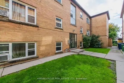2905 St Clair Avenue E 8, Toronto, On M4b 1n5