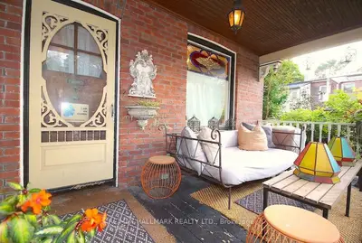 91 Ivy Avenue Upper, Toronto, On M4l 2h8