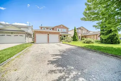27 Gladiola Court, Whitby, On L1r 1n8