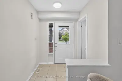 165 Dance Act Avenue, Oshawa, On L1l 0h4