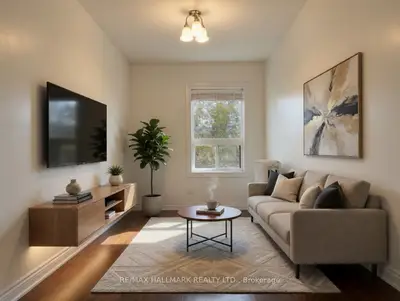 2038 Danforth Avenue 2, Toronto, On M4c 1j6