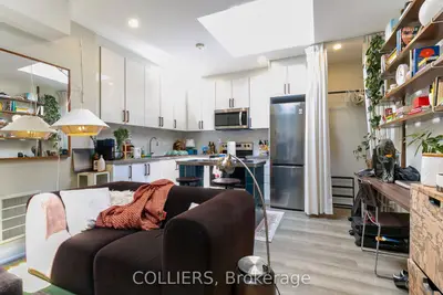 732 Queen Street E, Toronto, On M4m 1h2