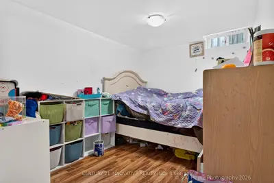 888 Southgate Drive, Oshawa, On L1h 7z9