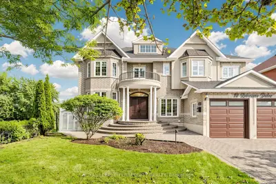 10 Roberson Drive, Ajax, On L1t 4k1