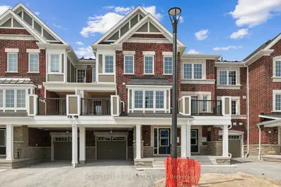 3374 Swordbill Street, Pickering, On L1x 0n1