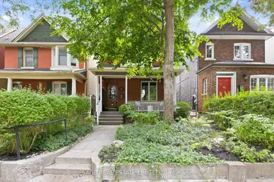 81 Woodfield Road, Toronto, On M4l 2w5